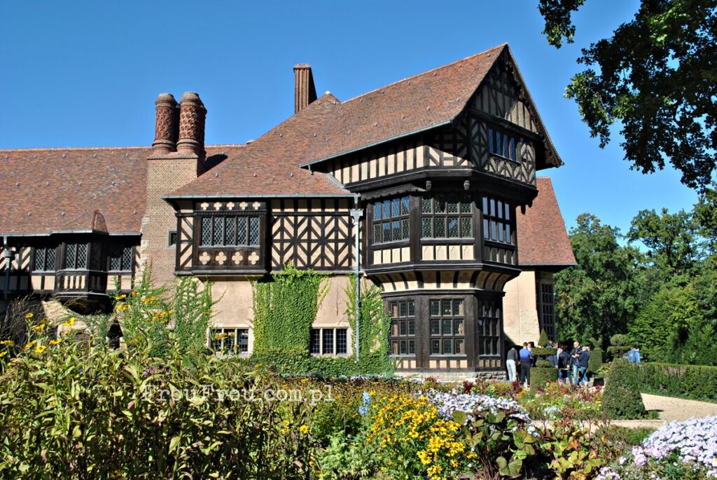 Poczdam, Cecilienhof, widok od ogrodu