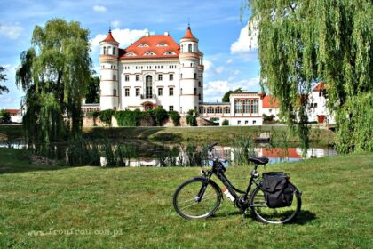 Dolina Bobru - pałac w Wojanowie