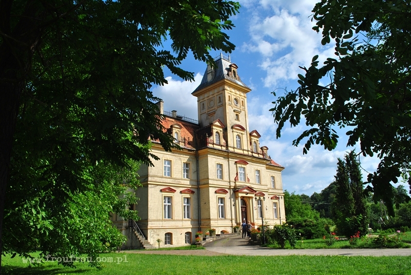 Rowerownik świdnicki - Pałac w Makowicach