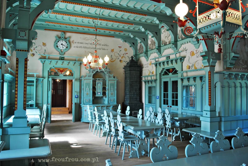 Schronisko Libusin - wnętrze głównej sali