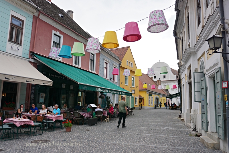 Ulica kolorowych abażurów Szentendre, Węgry