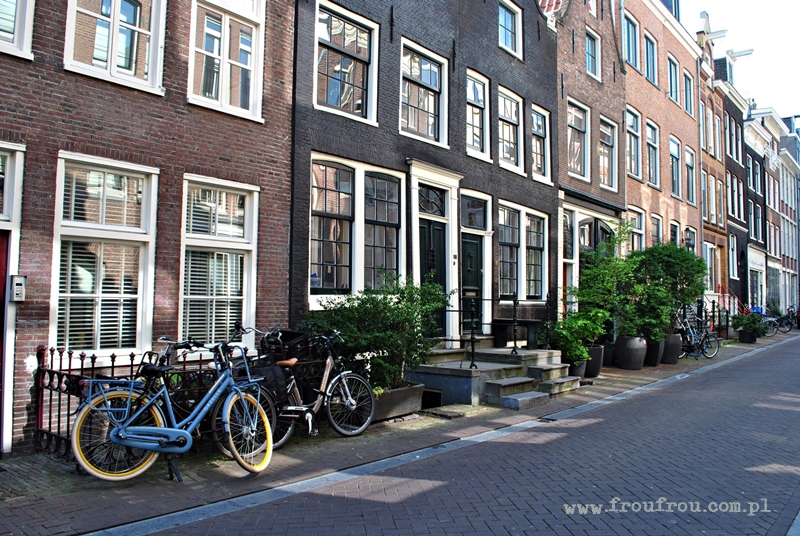 Psute uliczki Amsterdamu