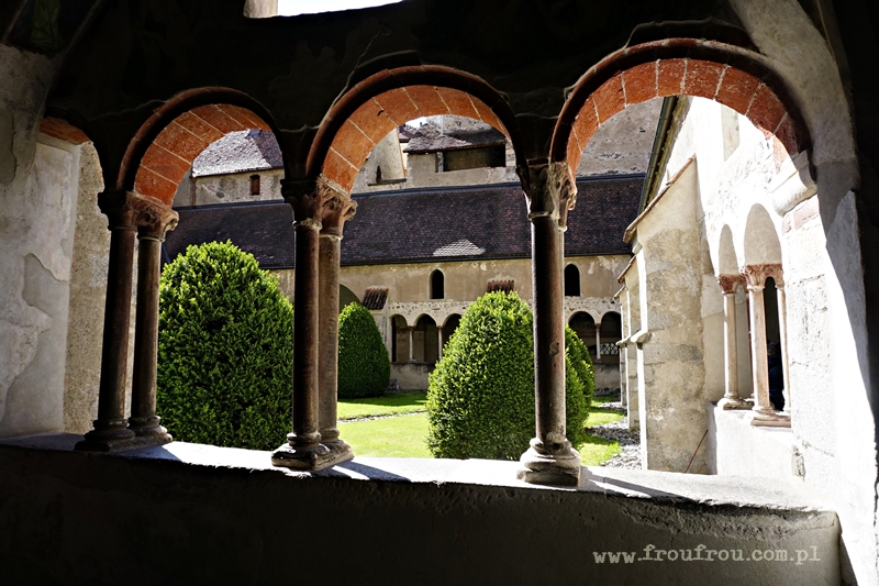 Krużganki klasztoru w Bressanone - Brixen