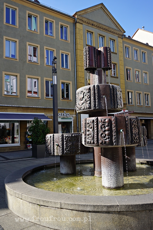 Fontanna ceramiczna w Cottbus