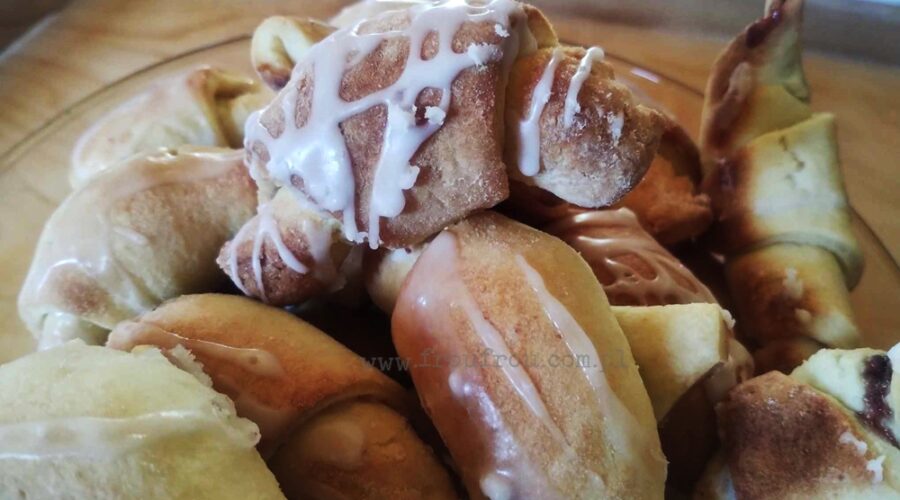 Rogaliki kruco-drożdżowe