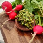 Pesto z liści rzodkiewek