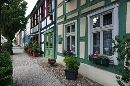 Templin, domy szachulcowe