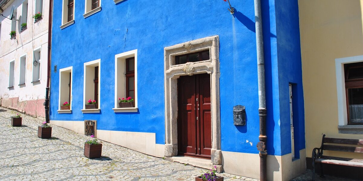 Srebrna Góra niebieska kamienica