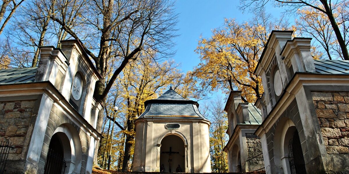 Wambierzyce, kalwaria i jej kaplice