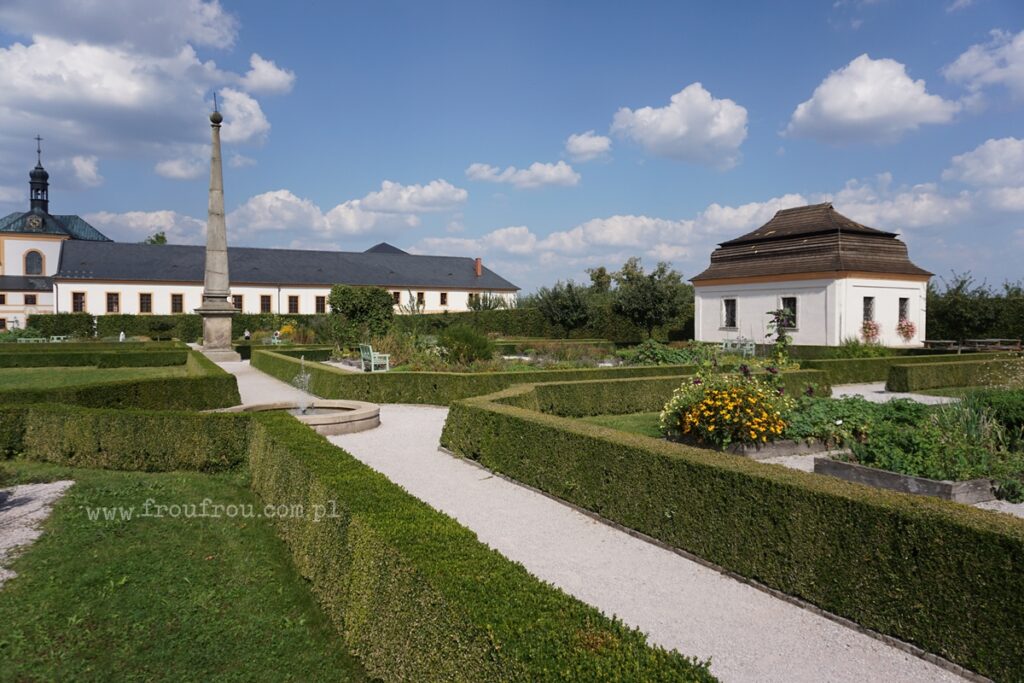 Kuks, ogród i domek ogrodnika